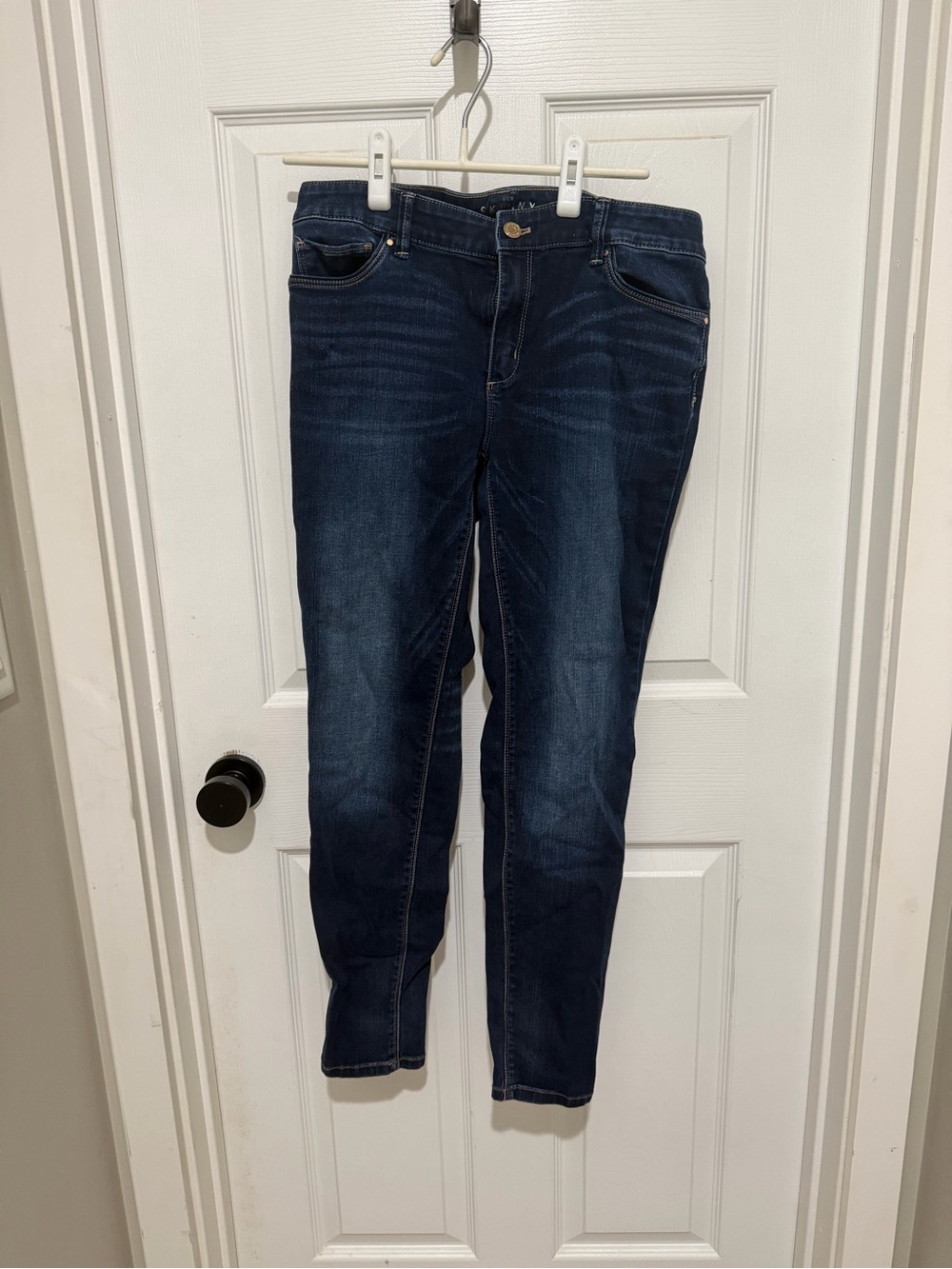 White House Black Market Skinny Jeans